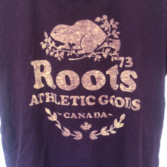 🌸4/$20🌸 Roots T - Picture 4 of 4
